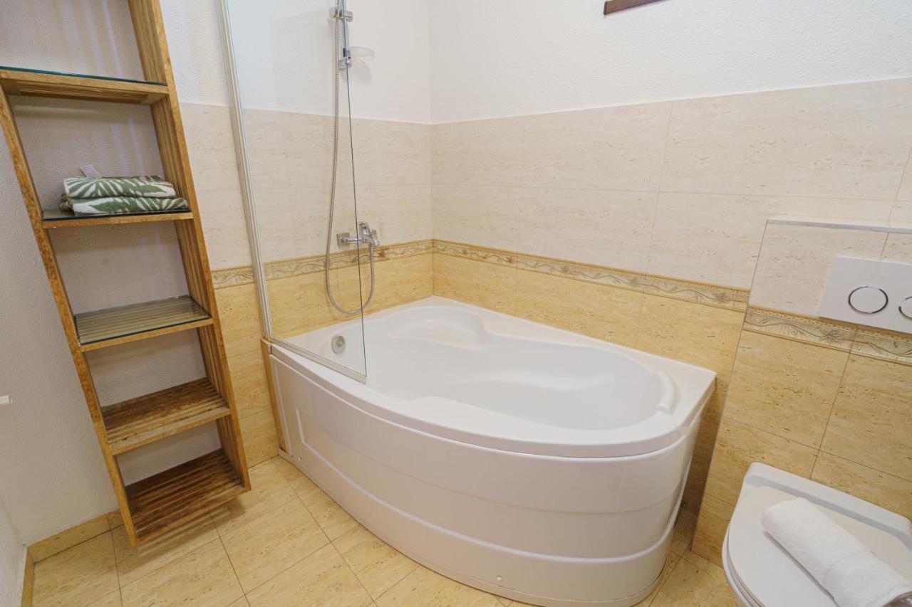 5* Mansion In City Center Cluj-Napoca Ngoại thất bức ảnh