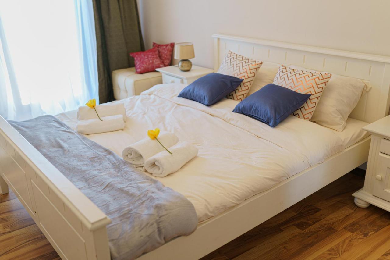 5* Mansion In City Center Cluj-Napoca Ngoại thất bức ảnh