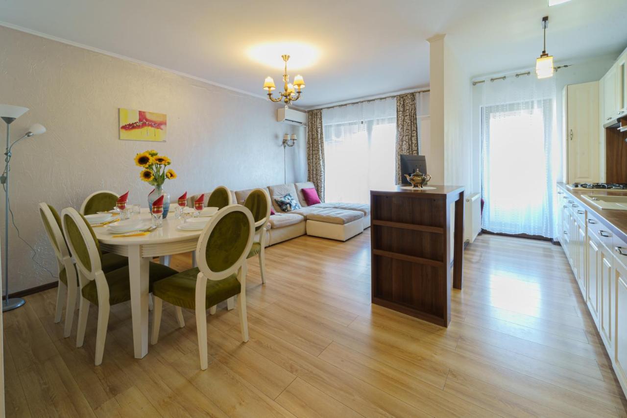 5* Mansion In City Center Cluj-Napoca Ngoại thất bức ảnh