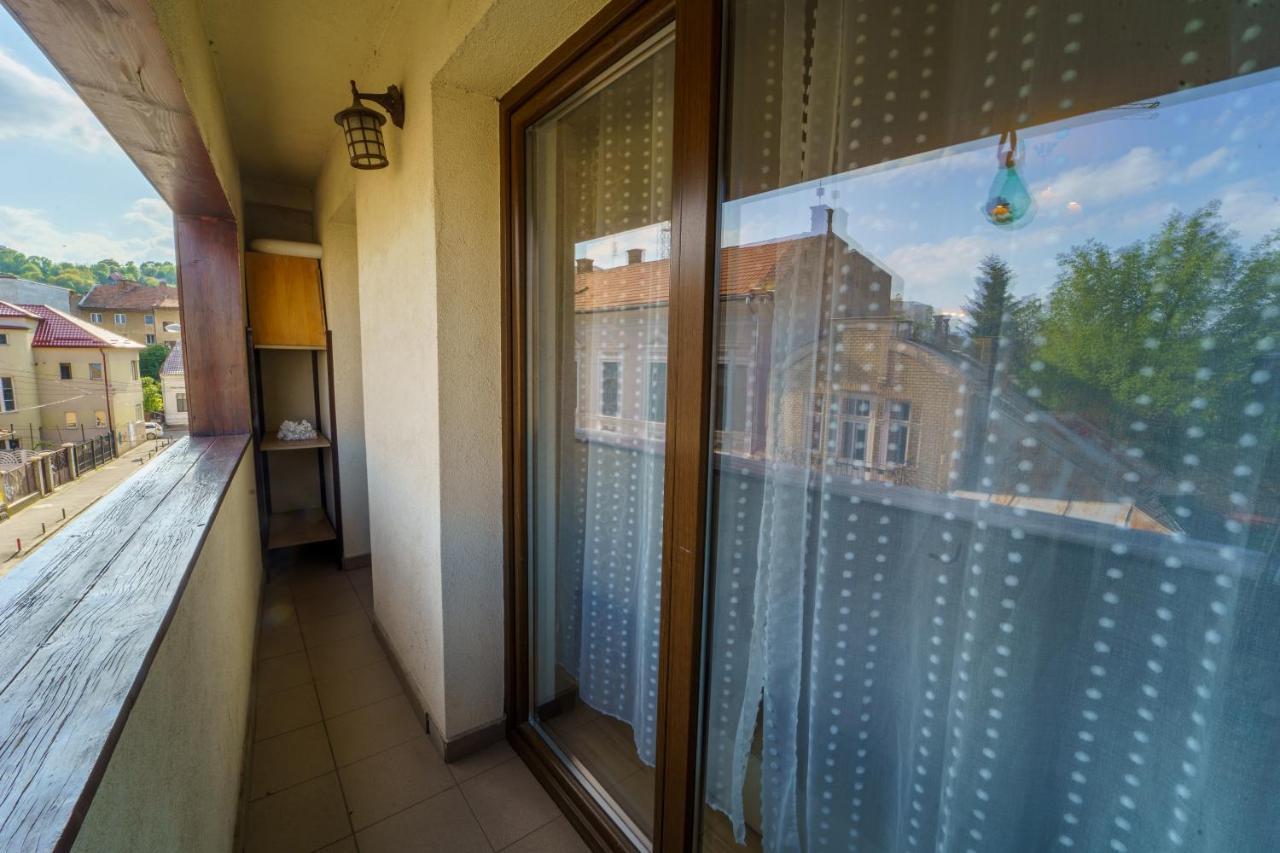 5* Mansion In City Center Cluj-Napoca Ngoại thất bức ảnh