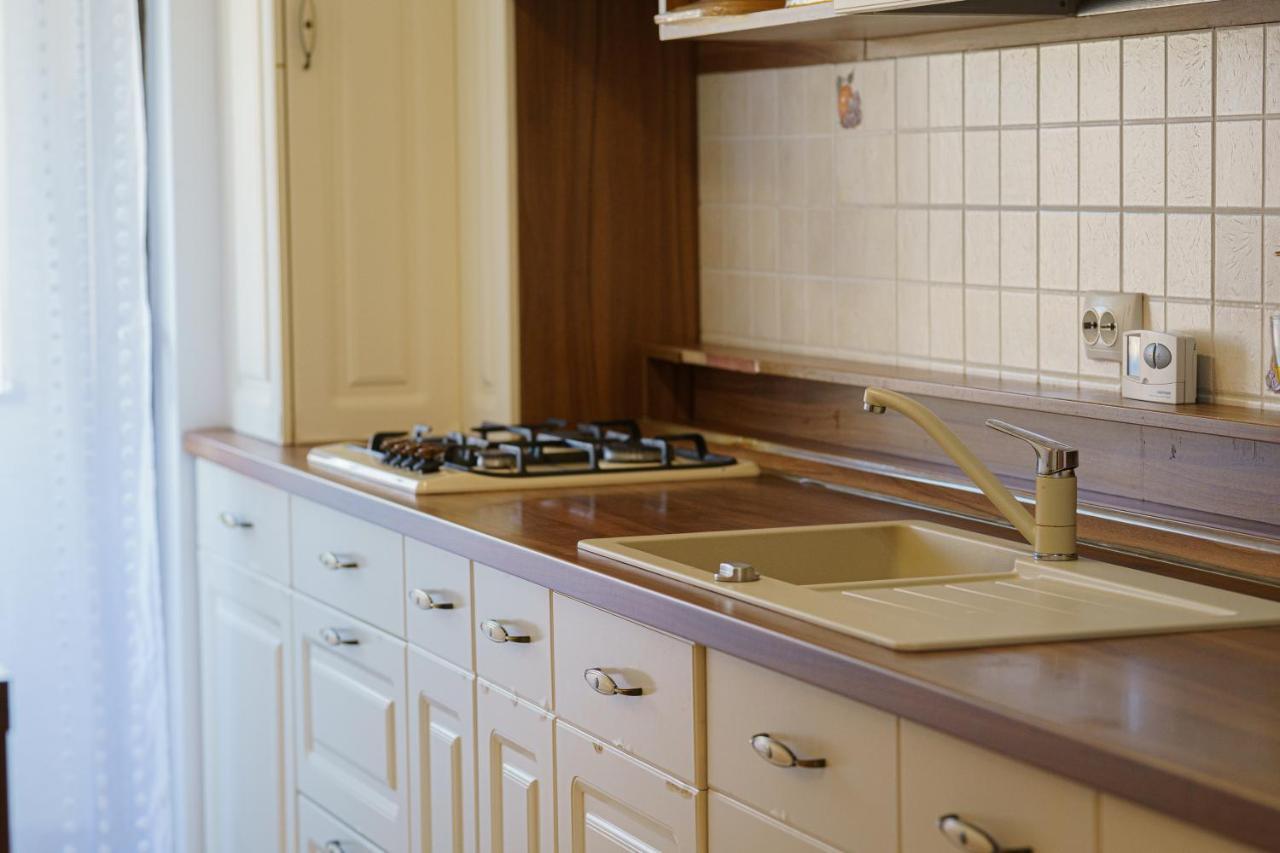 5* Mansion In City Center Cluj-Napoca Ngoại thất bức ảnh